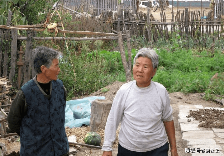 半岛体育俗话说“老人长寿子孙不旺”健康长寿为何是错？看完就懂了(图8)