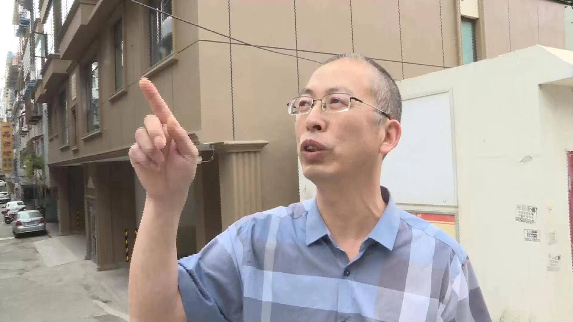 开云体育 kaiyun.com 官网入口露天线缆杂乱如“盘丝洞” 好堵心！(图4)