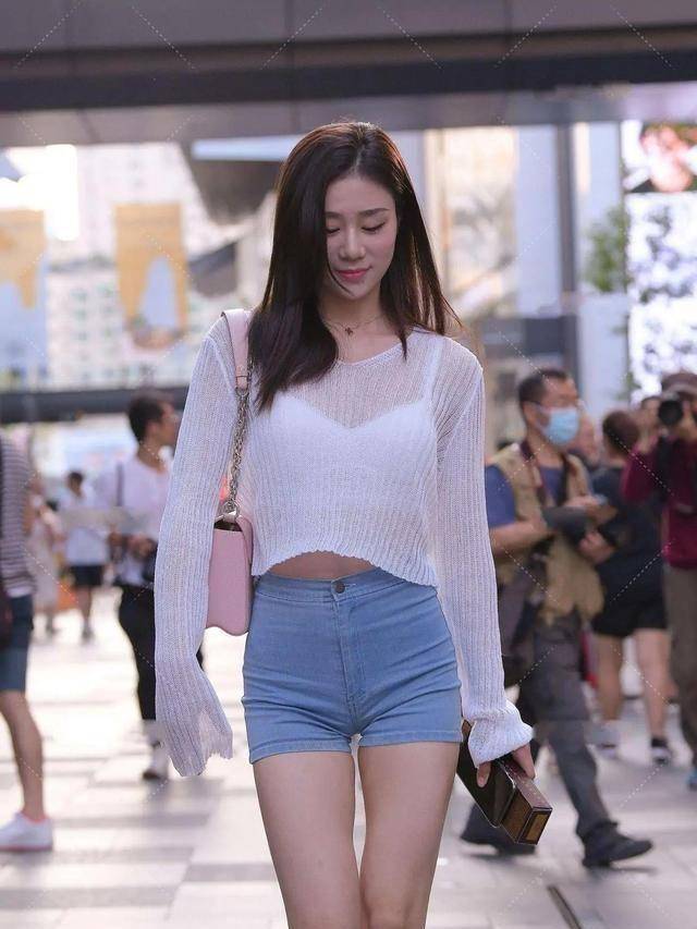 简约自然M6 米乐的瑜伽裤让你穿出年轻自信显得腿长脚小甜美温婉(图7)