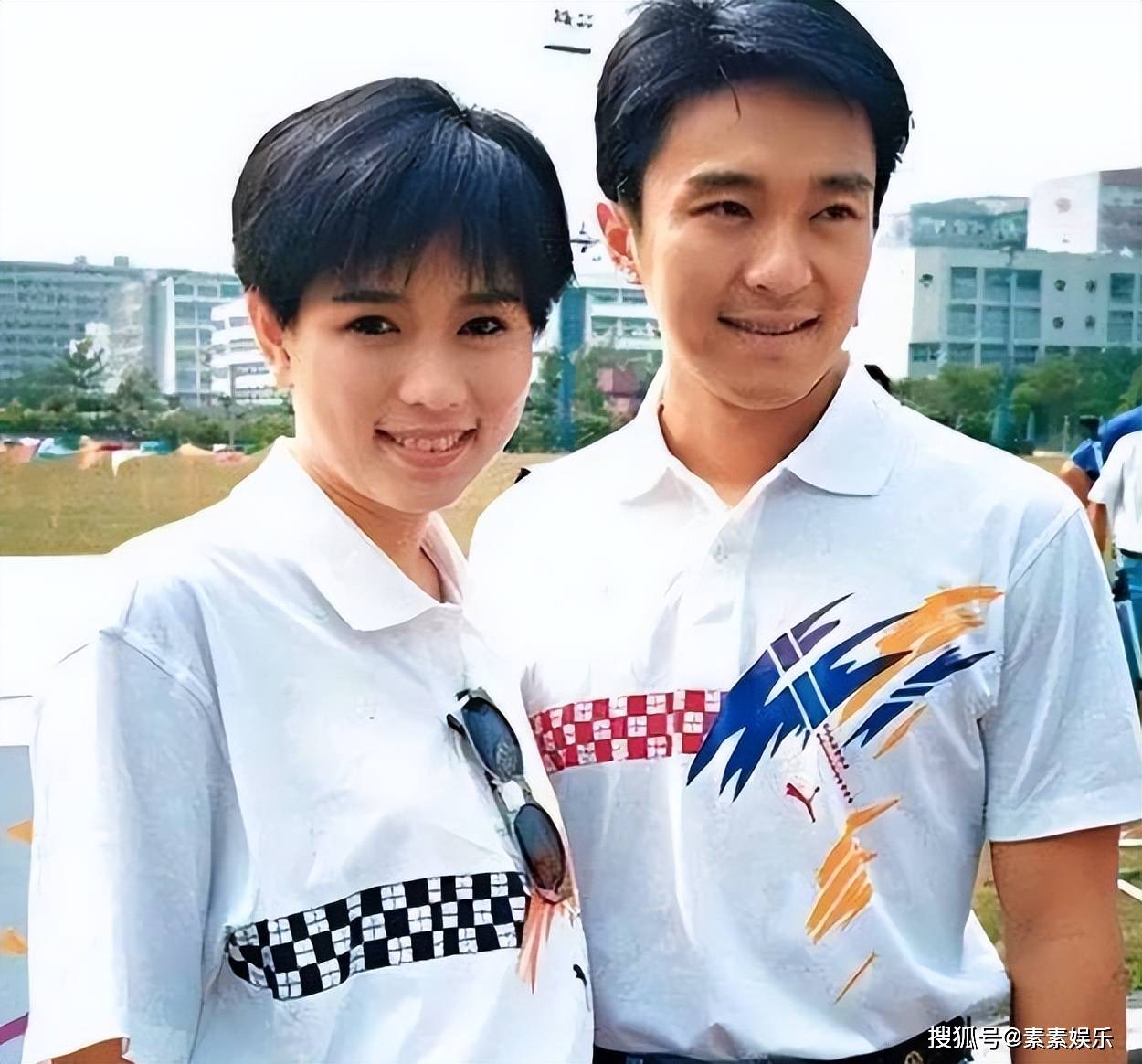 周星驰七夕节发《大话西游》片段，借用月光宝盒追忆旧爱罗慧娟