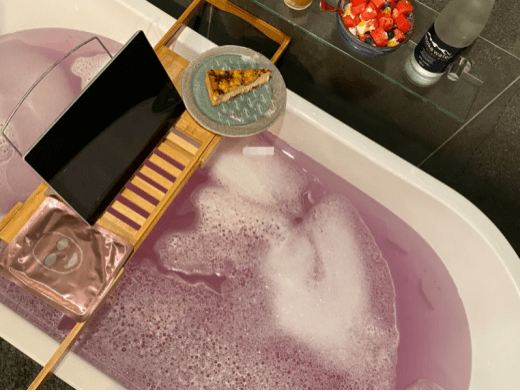 洗浴王带你领略温泉文化，泥浆浴成为“热门”丨泥浆浴哪里有