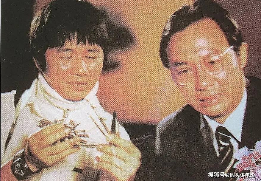 原创五部经典的爆笑喜剧片，每部都让你笑出腹肌，根本不敢喝水观看！