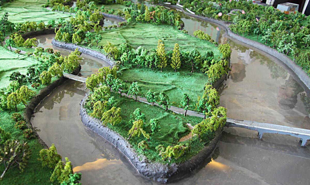 百科知识：八仙过海指的是汉钟离、张果老、韩湘子、铁拐李和？-第3张图片-冲锋网