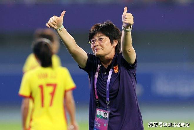 中国女足飞快下滑！从输英格兰1比6，到被日本青年队往阵盘4球
