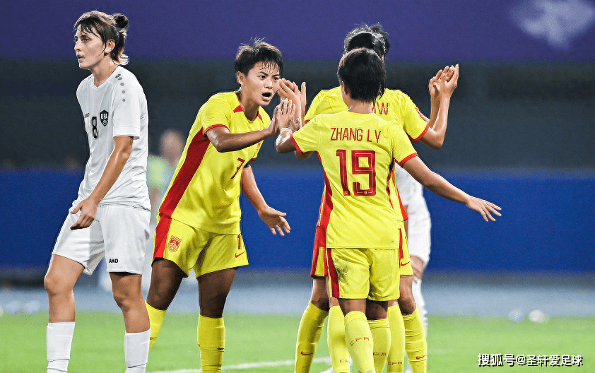 0-8！中国女足对手轰隆一声倒下，第91分钟都还在丢球，再次再无缘决赛


正文