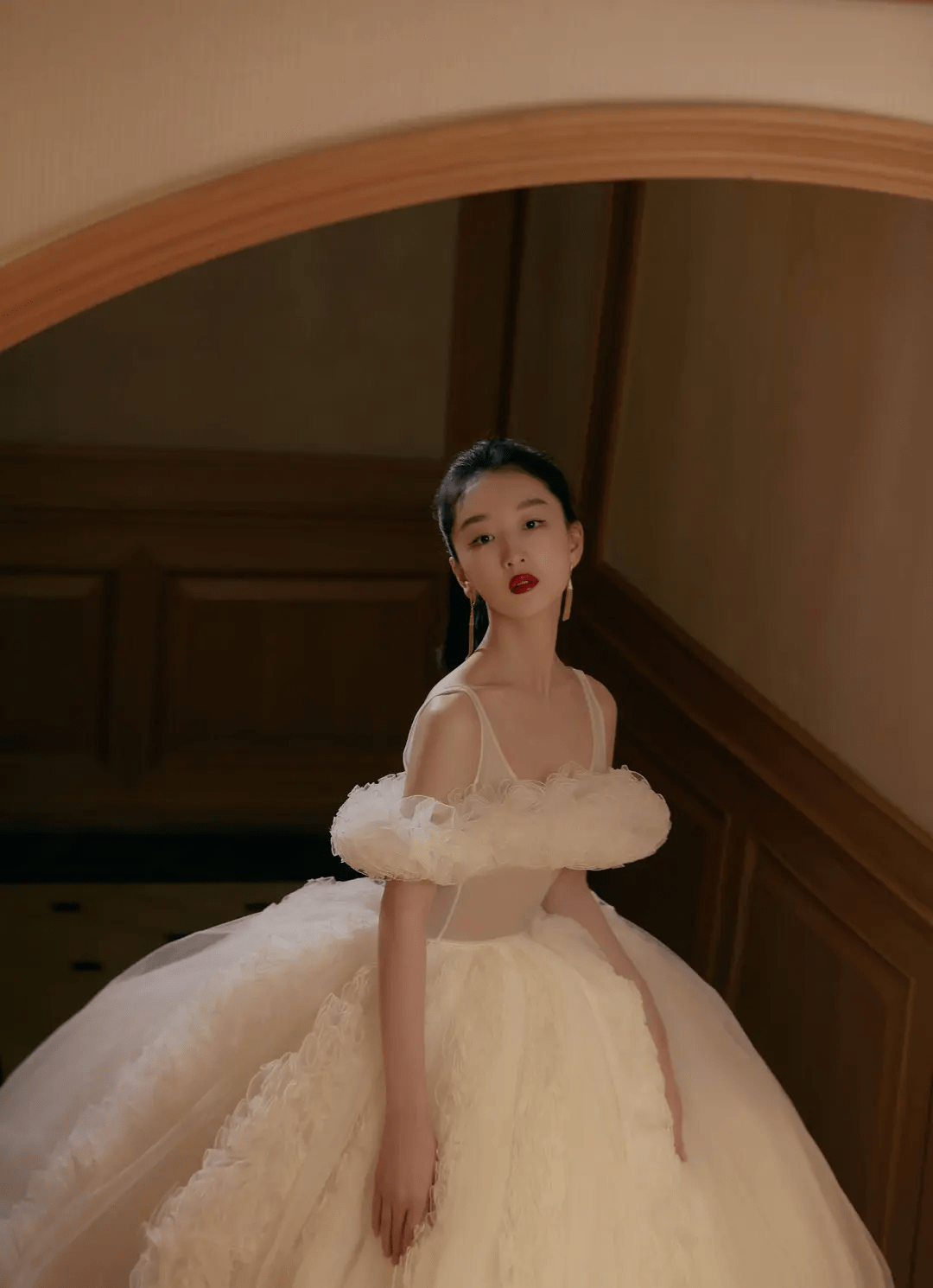 原创电影之夜：四代谋女郎同台比美，贾玲胖出新高度、景甜轻松赢全场