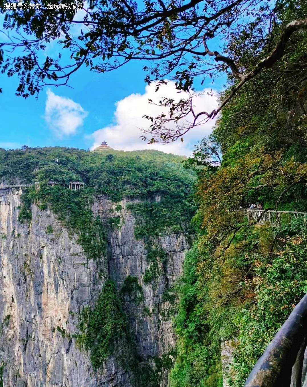 10月的淡季人少景色美到张家界天门山凤凰古城玩5天旅游攻略