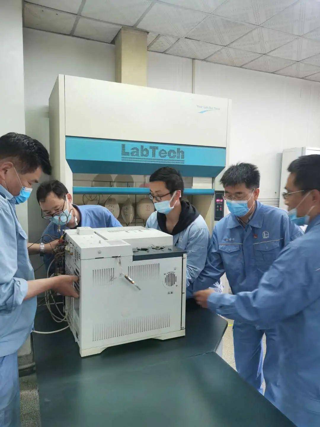 中控员是什么工作岗位 8cc01e41f5a547d58d0dc1e3e4777369.jpeg
