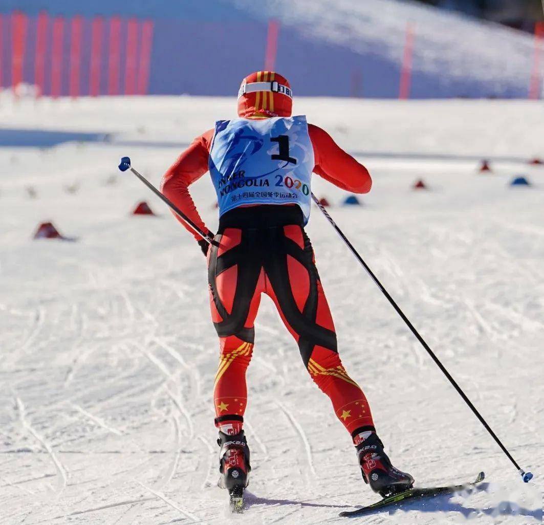 中国高山滑雪运动员张晓松