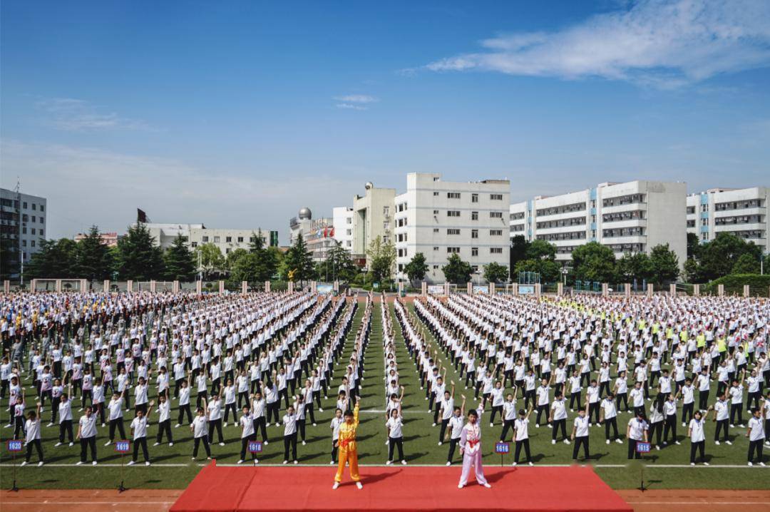 摄影:陈婕(湘潭县江声实验中学)