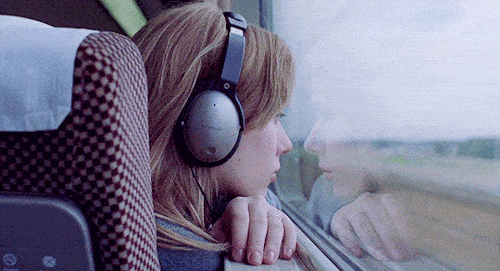 保姆闷死83岁老人：家政圈的杀人产业链终于曝光