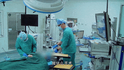 「肠子」肠子被“撑烂”进ICU“想死！别告诉我儿子！”51岁女护士患癌