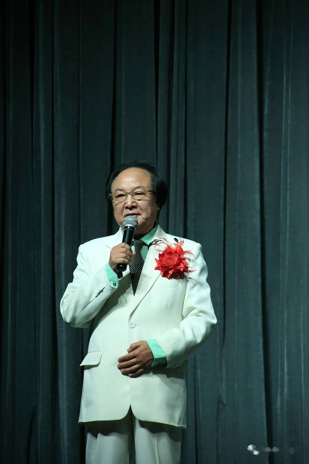 讣告| 沉痛悼念著名戏剧评论家张晓斌先生