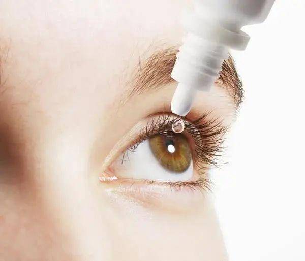 什么方法可以改善眼睛近视 88537b4c164d430db85378771ddabc5c.jpeg