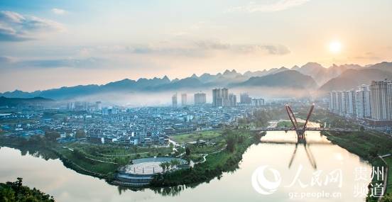 荔波县城全景