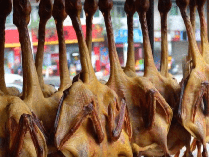 『盐水鸭』听说没有一只鸭子能活着走出南京，