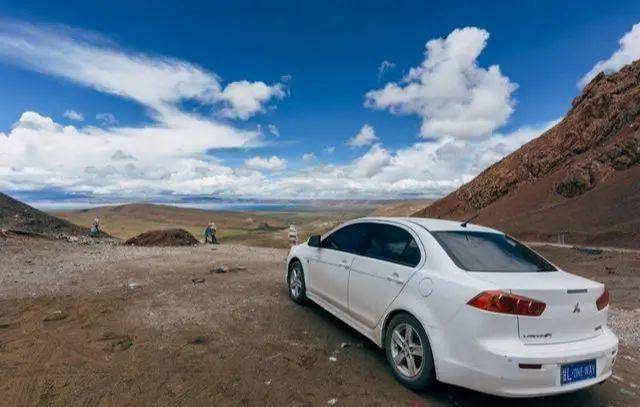 旅游自驾适合开什么车 3bca4c09c58a40a1aa22b7bdda799a57.jpeg