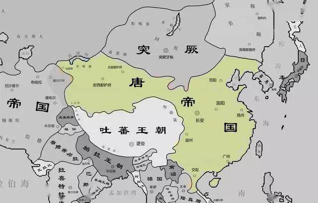 唐朝后期,其内部藩镇割据不断,而唐朝的在西域,辽东,辽西的势力也退回