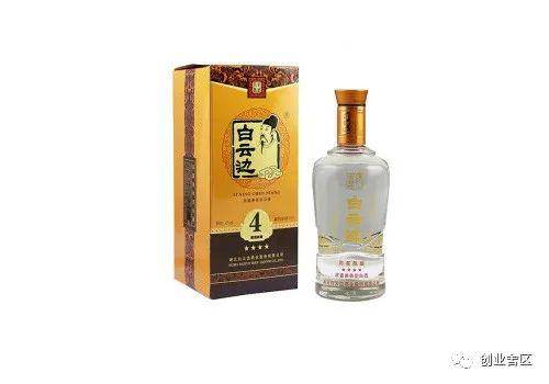 白云边酒(四星陈酿  42°)