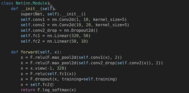 以上代码段定义了训练和测试函数.