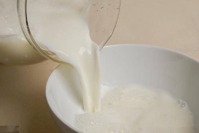 免疫球蛋白低可以吃乳铁蛋白吗 e95820298c56474597b0a09423a61550.jpeg