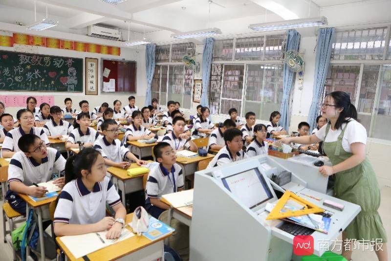 广州多个区教育局下发通知：校园内师生无需戴口罩