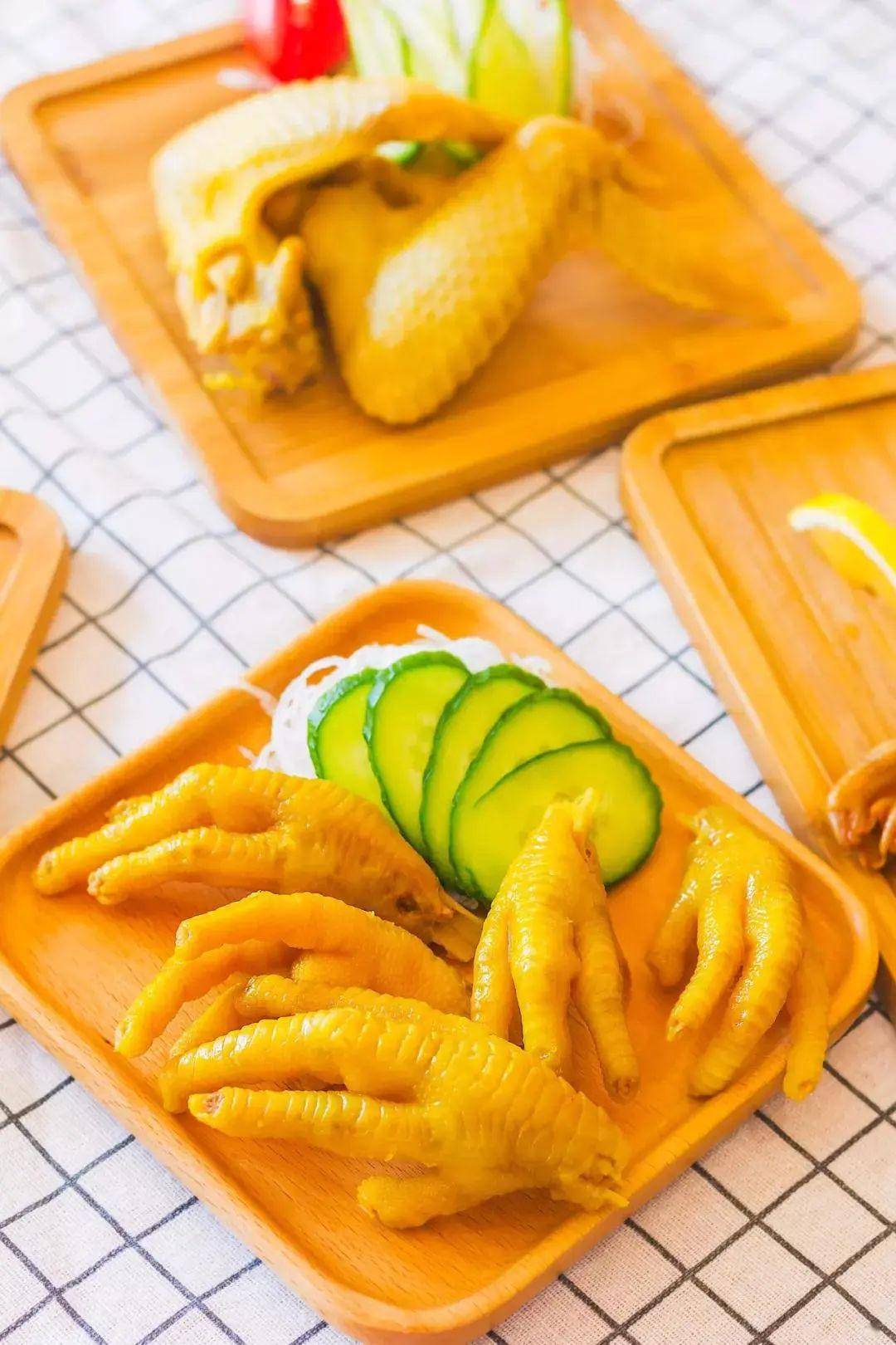 盐焗鸡爪 香辣鸡爪