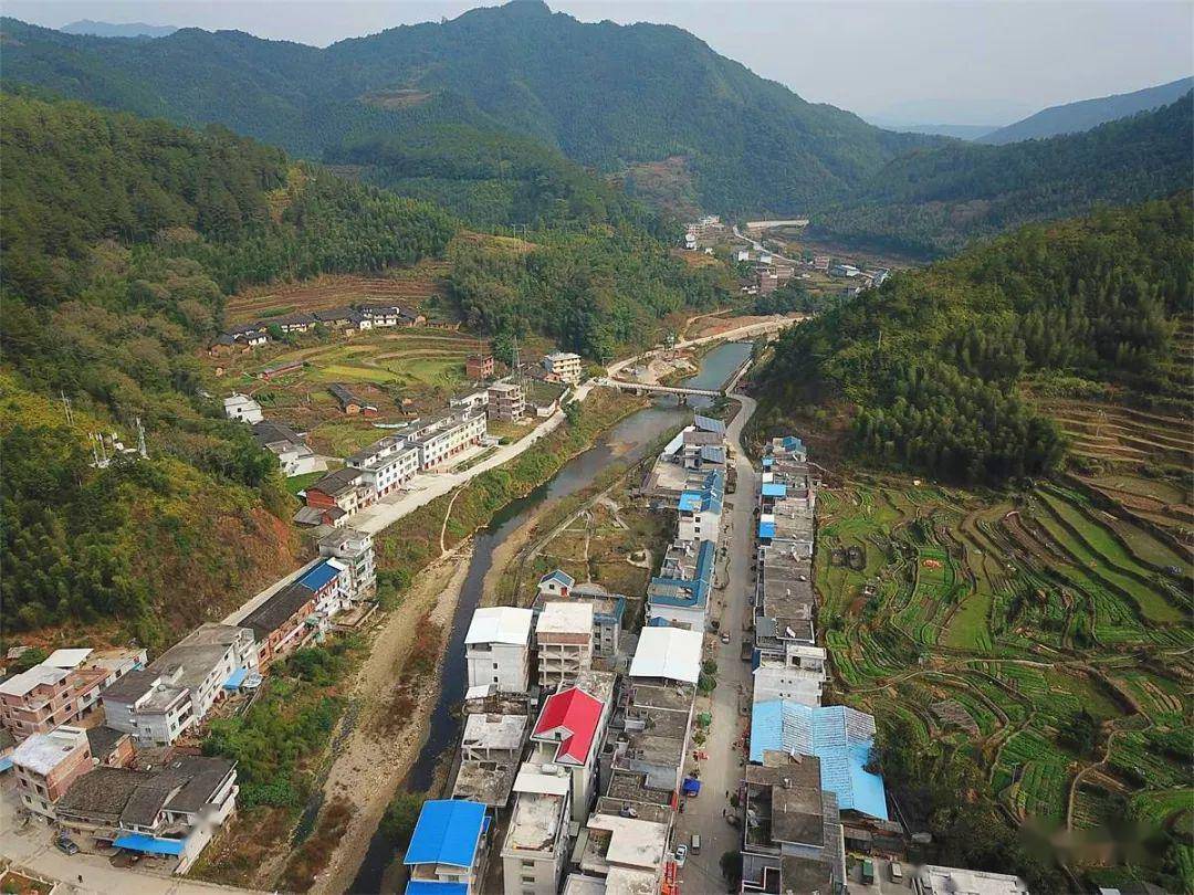 杰村乡人口_秦许乡扎那村人口