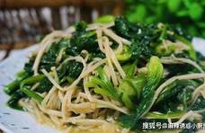 菠菜和“它”一起炒，几分钟就出锅，排黑臭宿便，体重蹭蹭往下掉