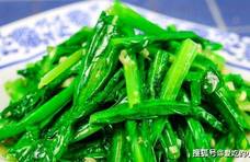 油麦菜怎么炒才脆嫩入味？记住不要焯水，牢记窍门，又脆又入味