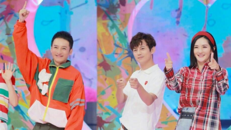 《快本》生图，34岁杨幂同框41岁章子怡，才懂电影脸有多优越