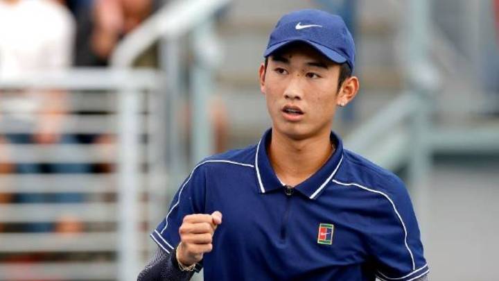 郑钦文是中国金花最强00后,世界排名第23位,能否超越张帅成为新一姐?