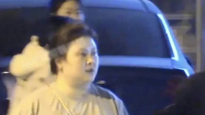 沈腾被姐姐爆料停工去日本治病,她的颈椎有问题吗?