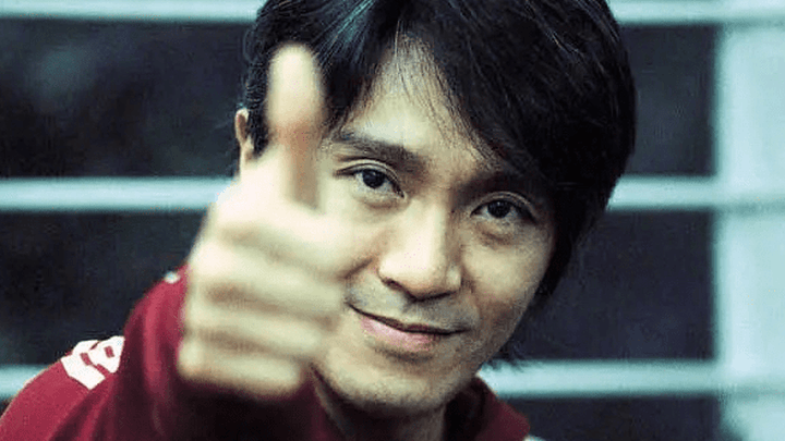 周星驰晒61岁生日愿望,你看过他的新电影《少林女足》吗?