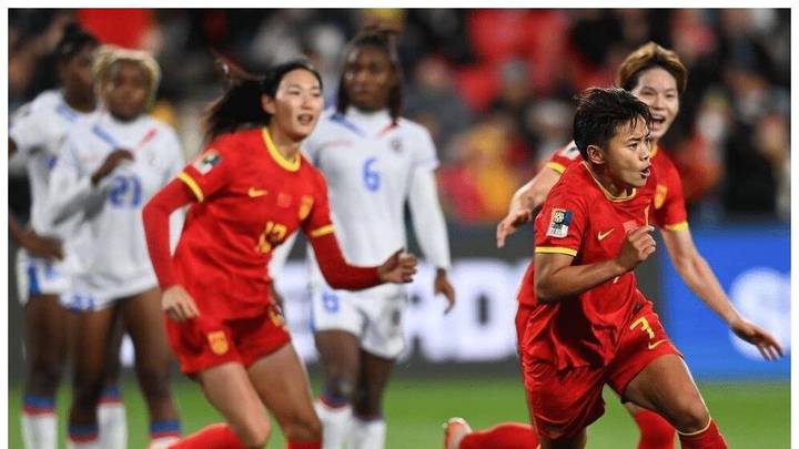 英格兰女足决战丹麦,中国女足获利好,你认为谁能笑到最后?
