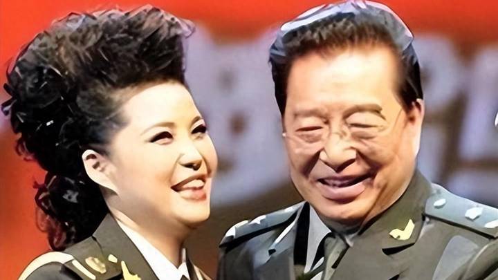 如何看待梦鸽愤怒发文大骂伪君子,碾碎李双江最后的颜面?