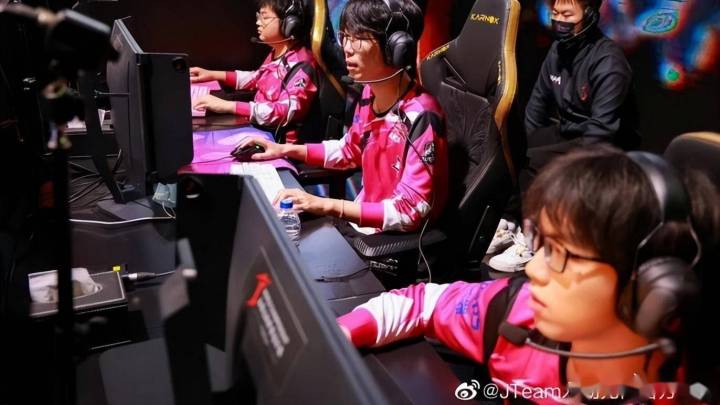 《游民专访》周董,你喜欢他的电竞战队jteam吗?