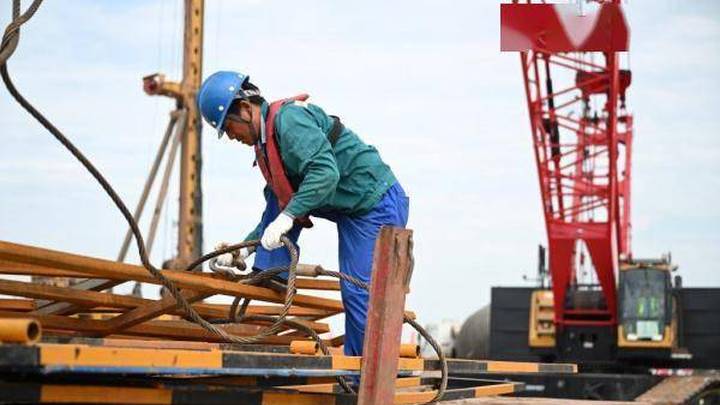 中铁大桥完成主墩钻孔桩施工,你感到意外吗?