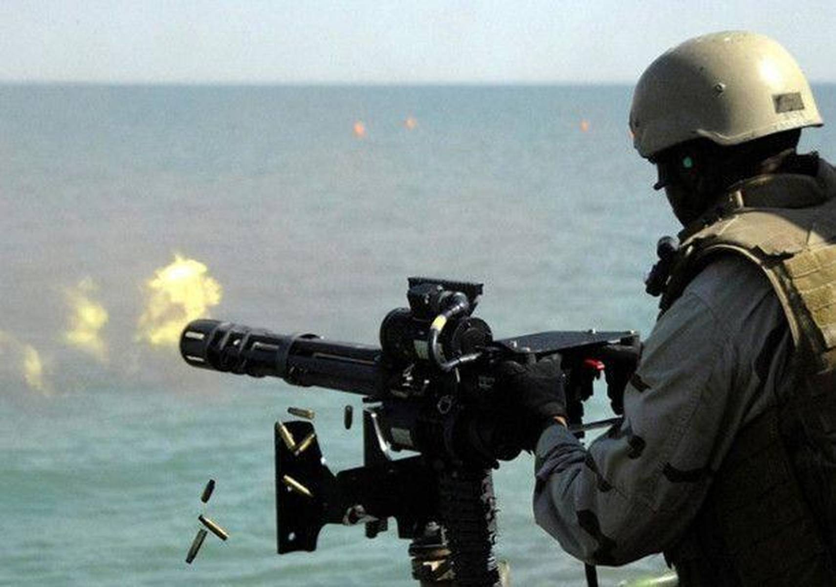 现代武器装备：加特林机枪 . 机炮高清图片赏析