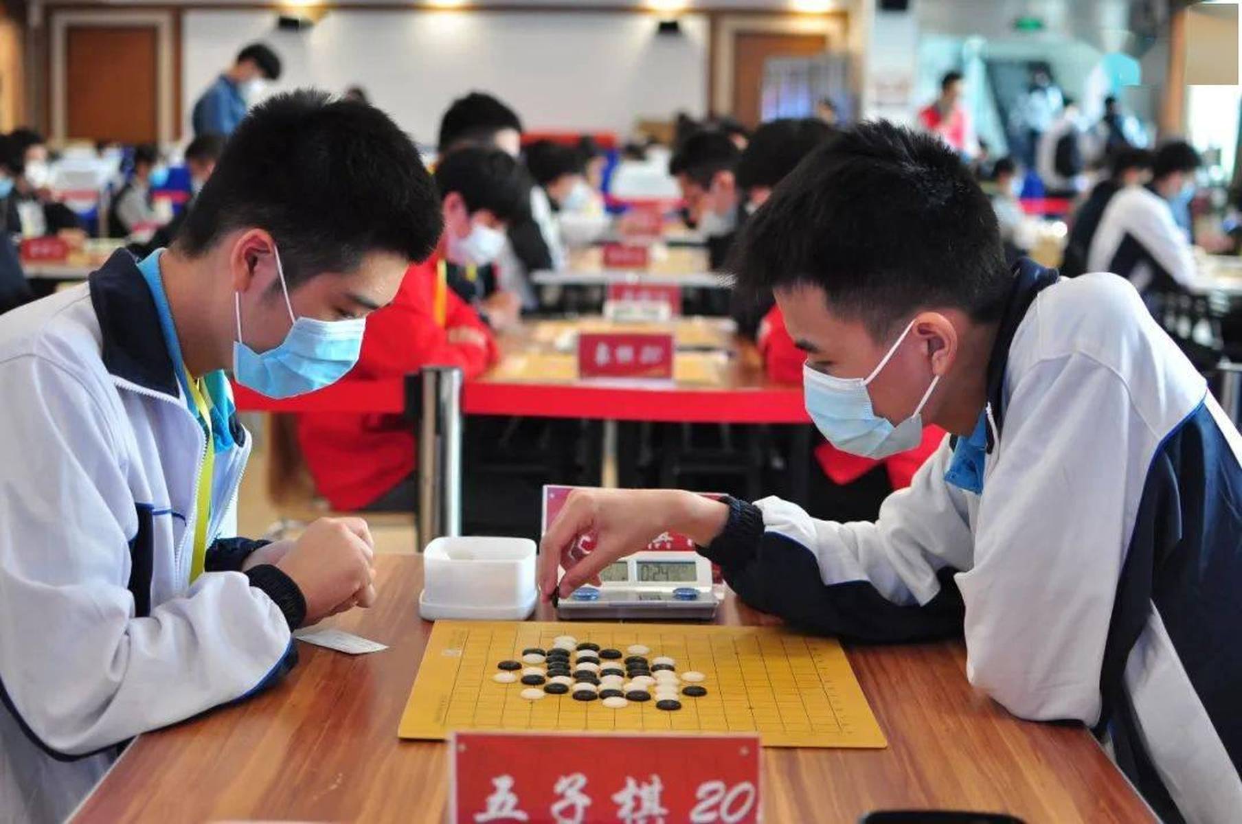 2020年上海市第五届学生智力运动会五子棋赛场照片锦集