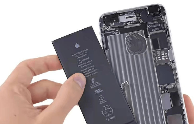 iphone手机电池容量小于80%就要更换电池?你这样做就太浪费钱了_寿命