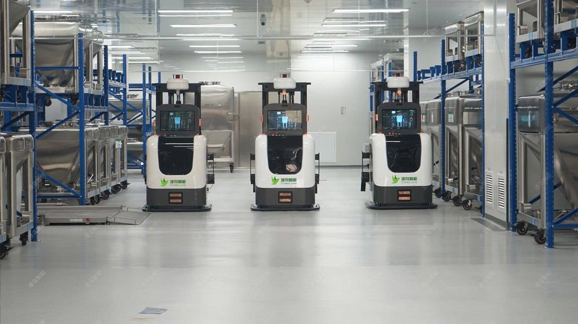 智能停车机器人,是一种用于停车领域的agv汽车搬运机器人.