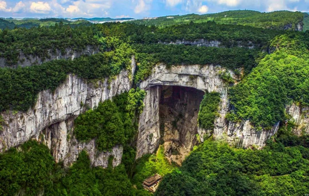 重庆旅游:细数武隆天坑,武隆天坑地缝和天坑地缝_景区