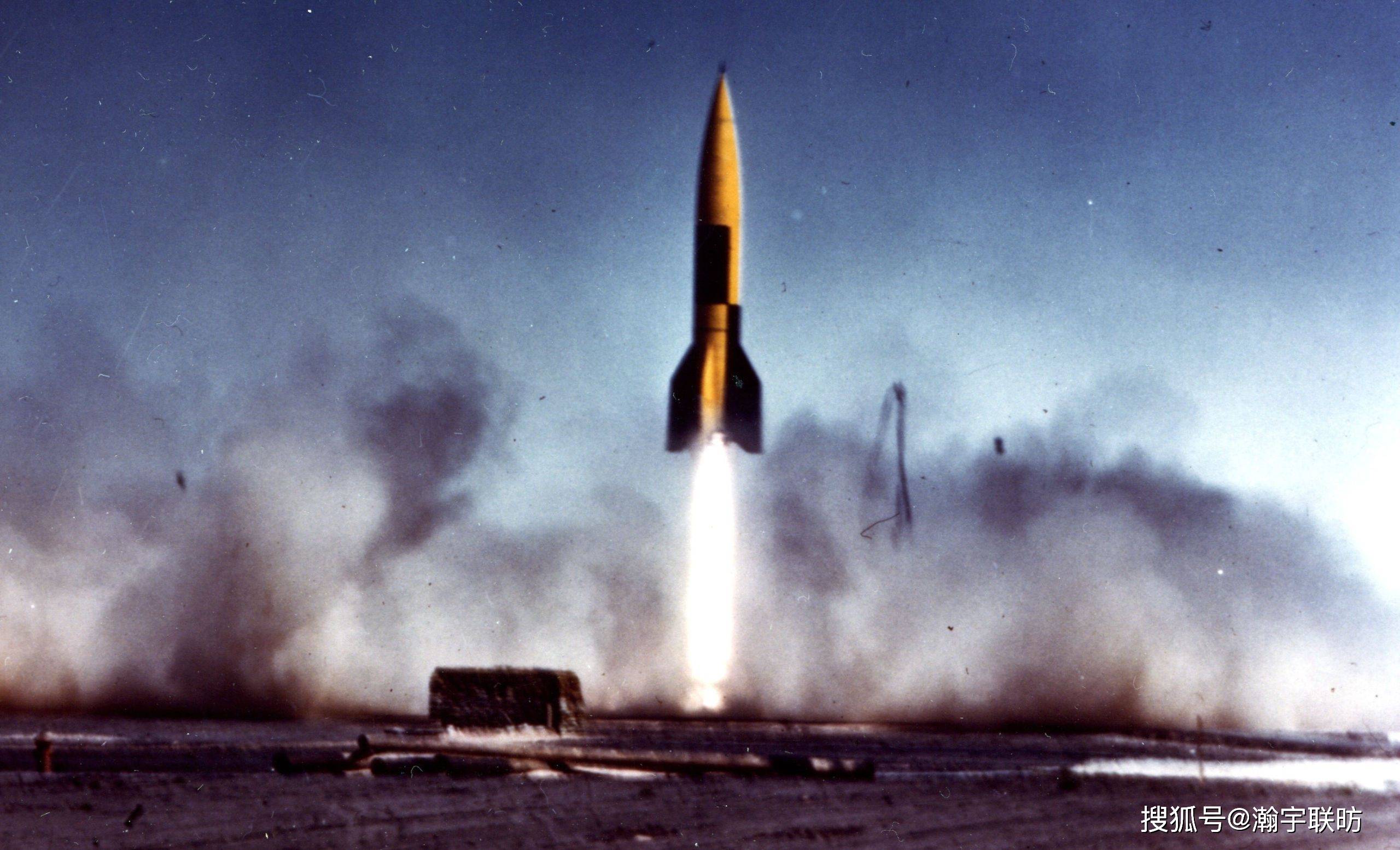 从1946年到1952年,美国共试射了63次v-2导弹,在这些测试中获得的数据