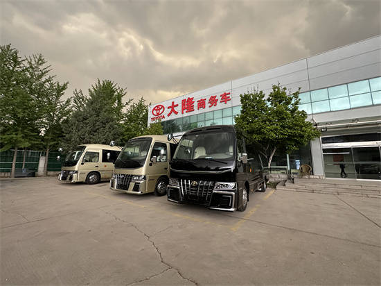 米乐 M6米乐丰田考斯特 企业多功能商务车(图1)