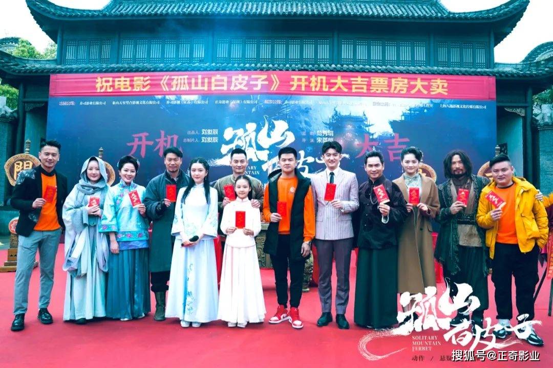 领衔主演王嘉丽,高广泽,李炳雷,赵秋生,覃文静,主演胡小庭,刘贝贝