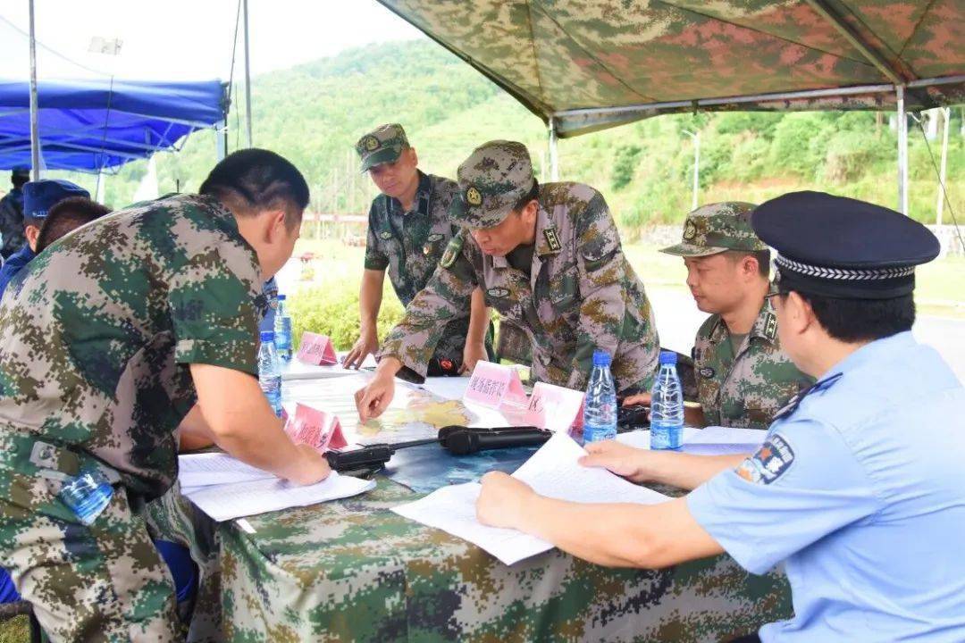 救援森林防灭火演练以保和瑶族乡保和村一处山地突发森林火灾为背景