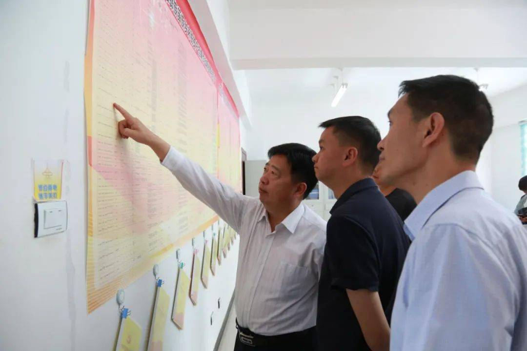 贫困人口通过扶贫岗位脱贫_扶贫用户贫困金申请表(2)