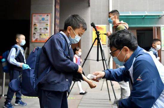 神兽归笼，家长却“哭”了……