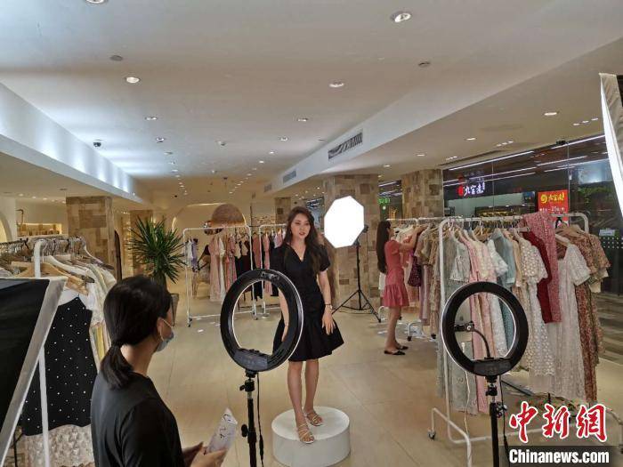 机构|广州打造直播电商之都 首届直播节火爆上演